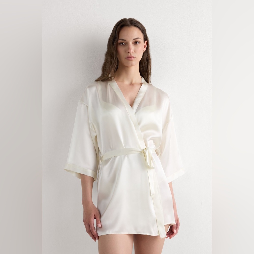 Intimissimi Silk Kimono